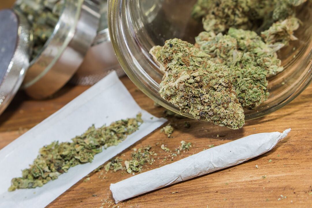 fumer de l'herbe de différentes manières
